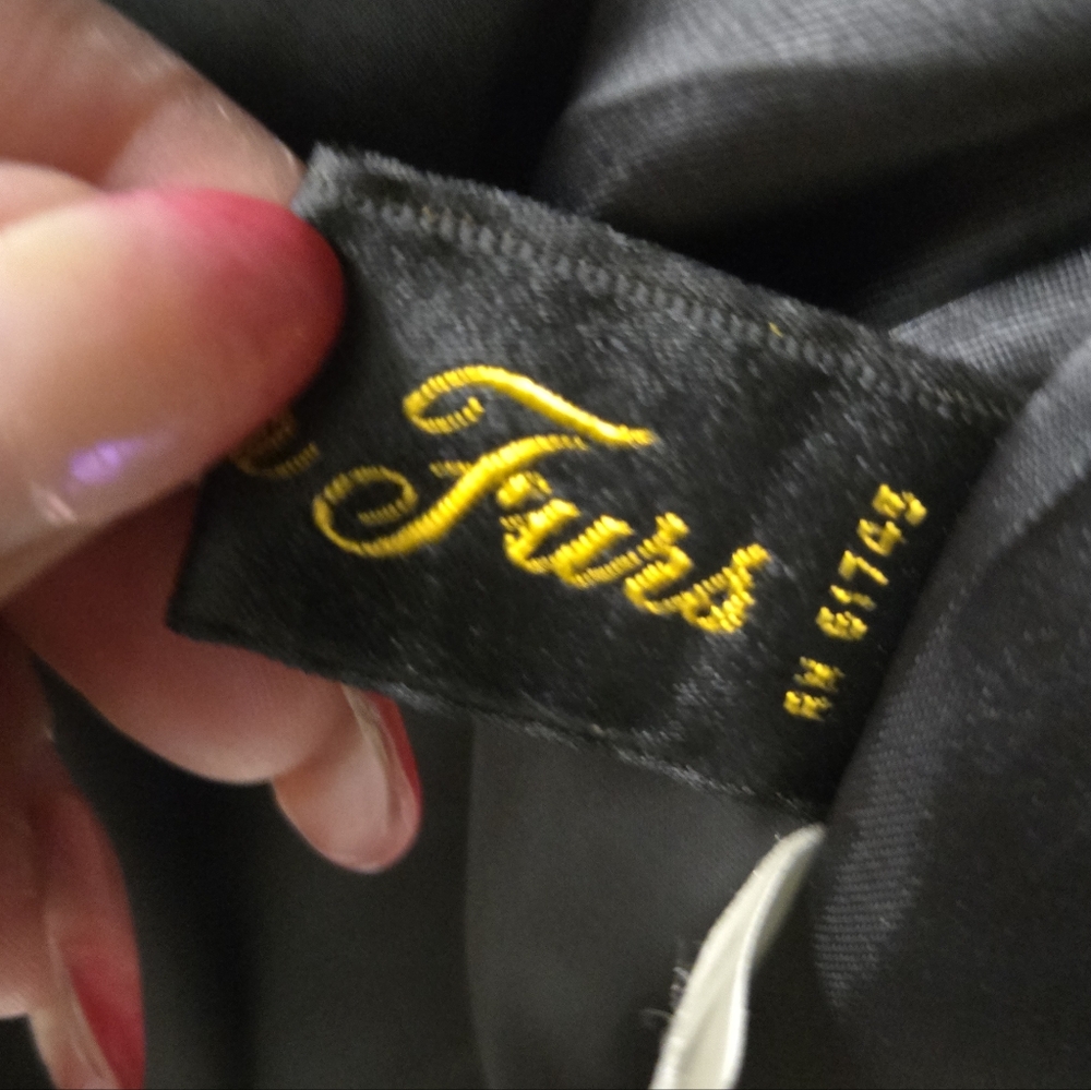Chosen Furs Fully Lined  Rabbit Fur Black & LeatherVest Small Fur‎ Origin France - Picture 11 of 13